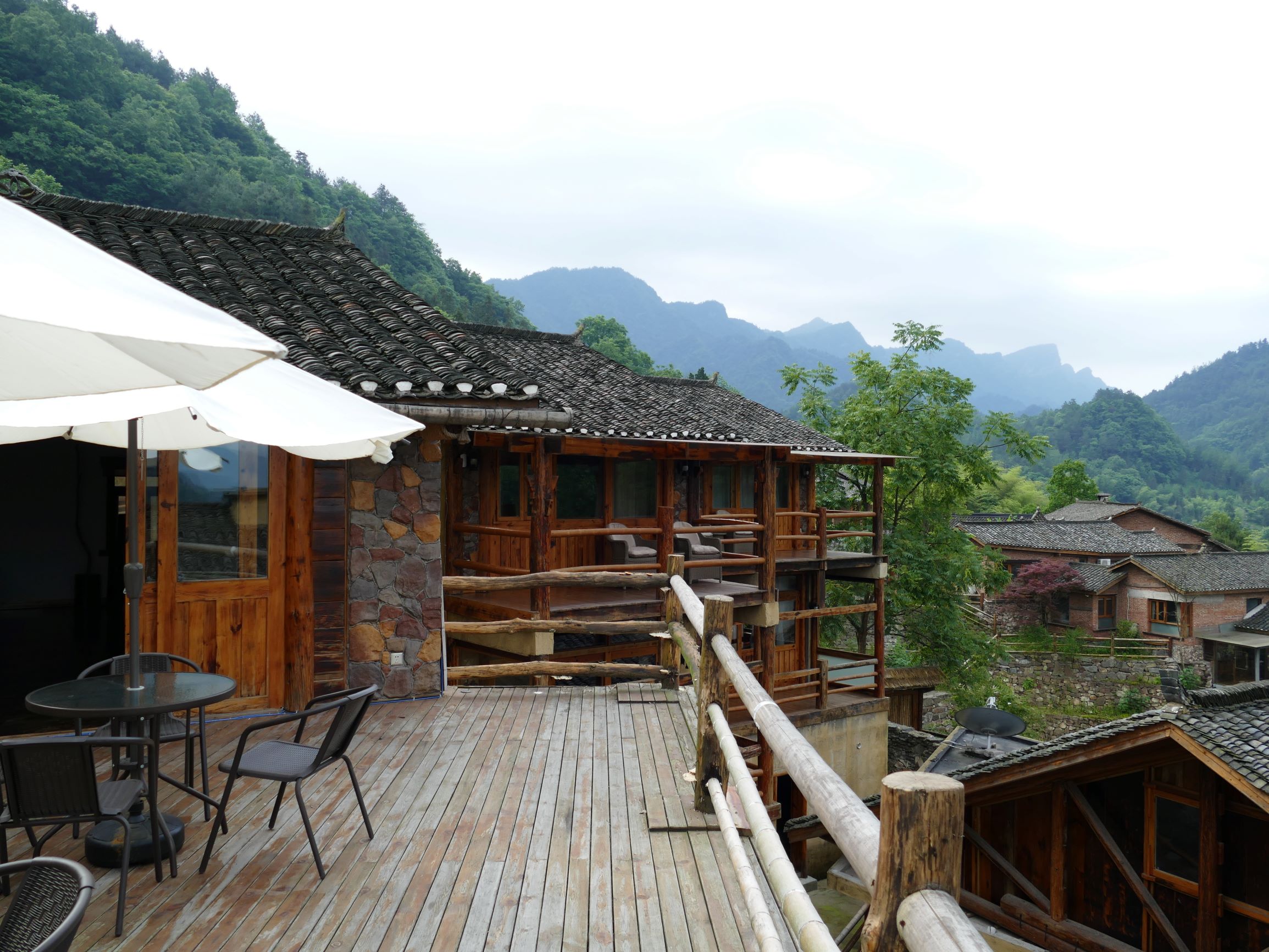 Nature Retreat at the Wulingyuan NP in Zhangjiajie